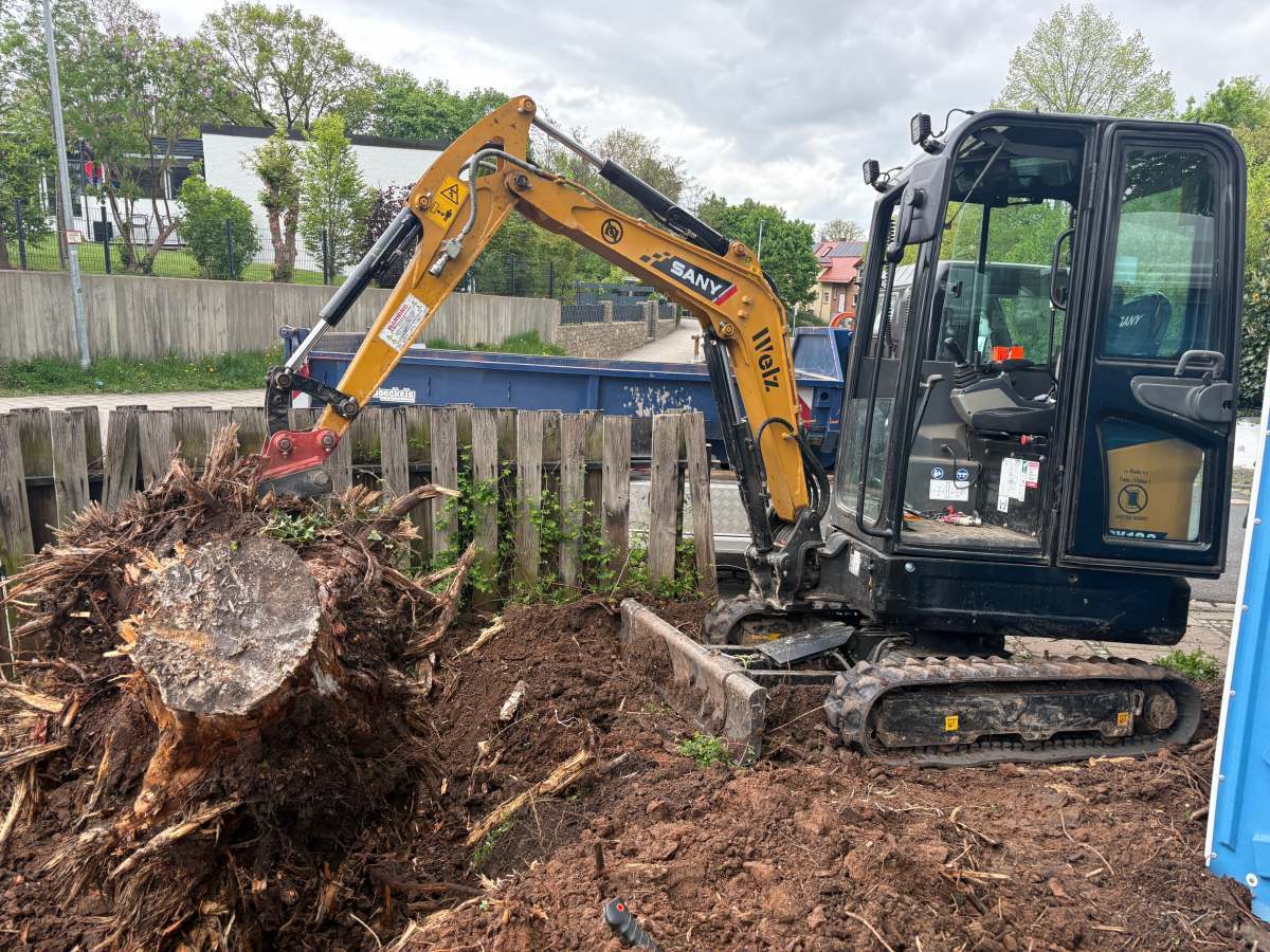 Minibagger mieten Bamberg & Umgebung | schnell & flexibel